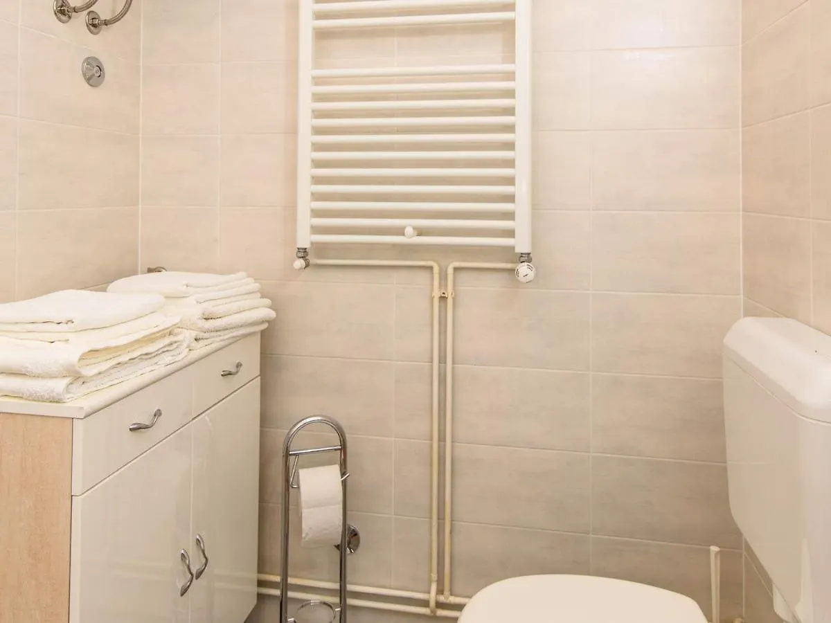 بيت ضيافة Apartments Beba - Peaceful Location تروغير